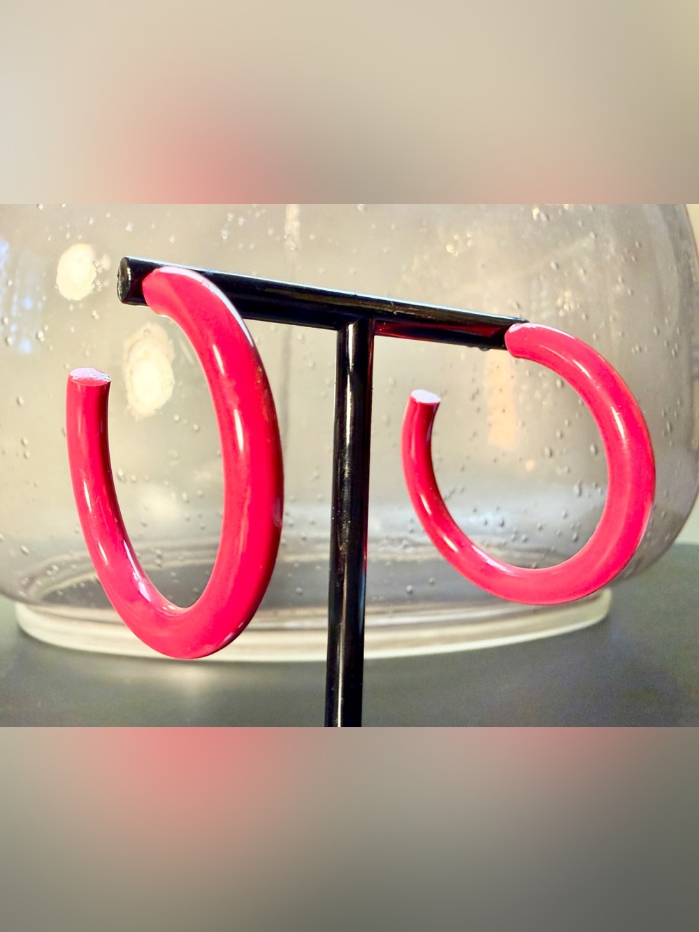 Vintage 1980s Thick Pink Pierced Hoop Earrings